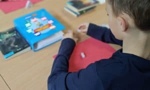 Techniki pamięciowe dla 5-7klasistów w Olsztynie: jak szybciej zapamiętywać materiał do sprawdzianu?